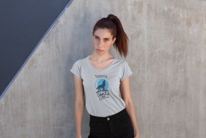 ladies short sleeve v-neck classic logo