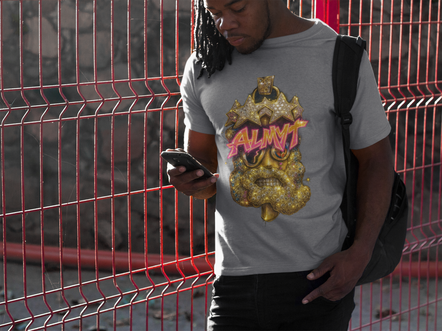 unisex short sleeve t-shirt gold chain logo